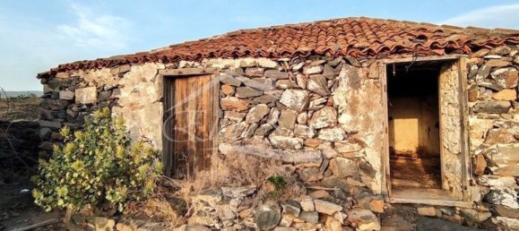 2 bedrooms House in Guia de Isora, Spain No. 125426 3