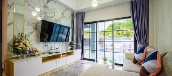 6 bedrooms Villa in Pattaya, Thailand No. 4229 12