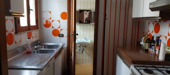 5غرفة شقة في Mola di Bari, Italy رقم 116885 7