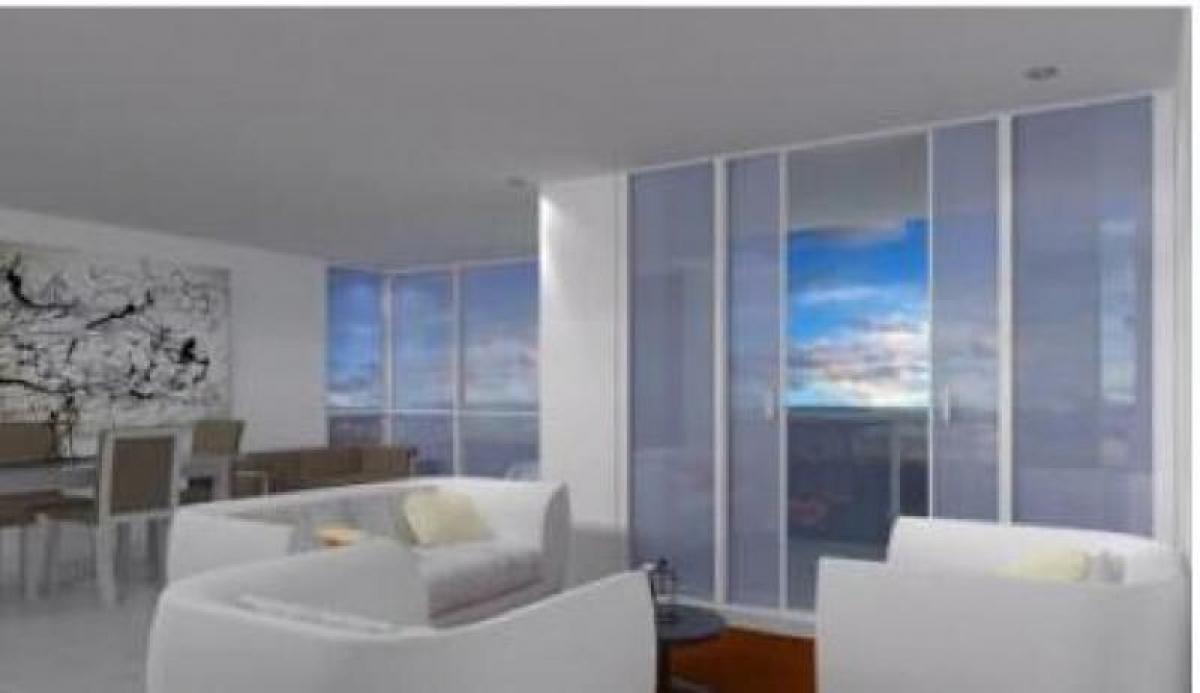 Casa de 3 dormitorios en Atlántico, Colombia No. 3571