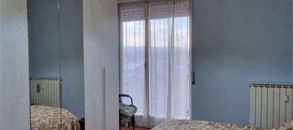 Apartamento de 3 divisões em Borgomanero, Italy N.º 8790 13