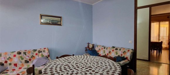 Apartamento de 3 divisões em Borgomanero, Italy N.º 8790 4