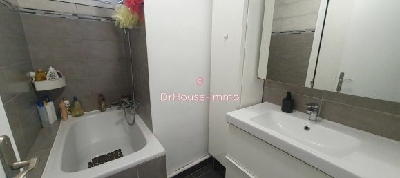 2 Schlafzimmer Wohnung in Colombes, France, Nr. 121783 4