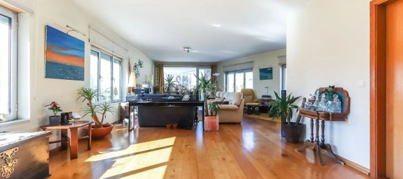 5 bedrooms Apartment in Lisbon, Portugal No. 83953 3