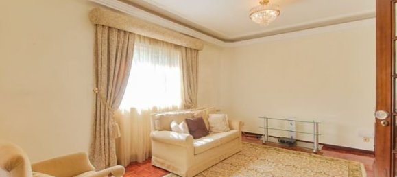 4 Schlafzimmer Haus in Oeiras, Portugal, Nr. 49594 11