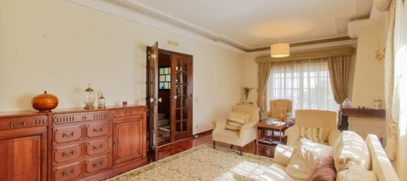 4 Schlafzimmer Haus in Oeiras, Portugal, Nr. 49594 12