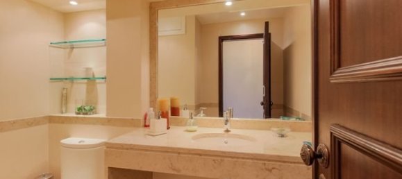 4 Schlafzimmer Haus in Oeiras, Portugal, Nr. 49594 25