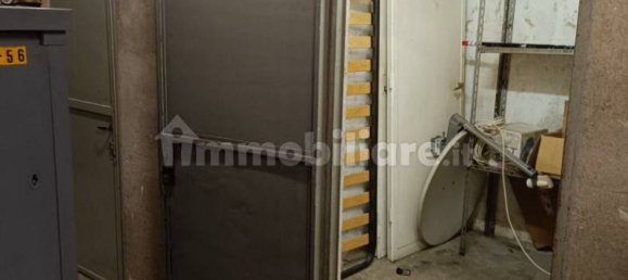 2 bedrooms Apartment in Turin, Italy No. 298681 22