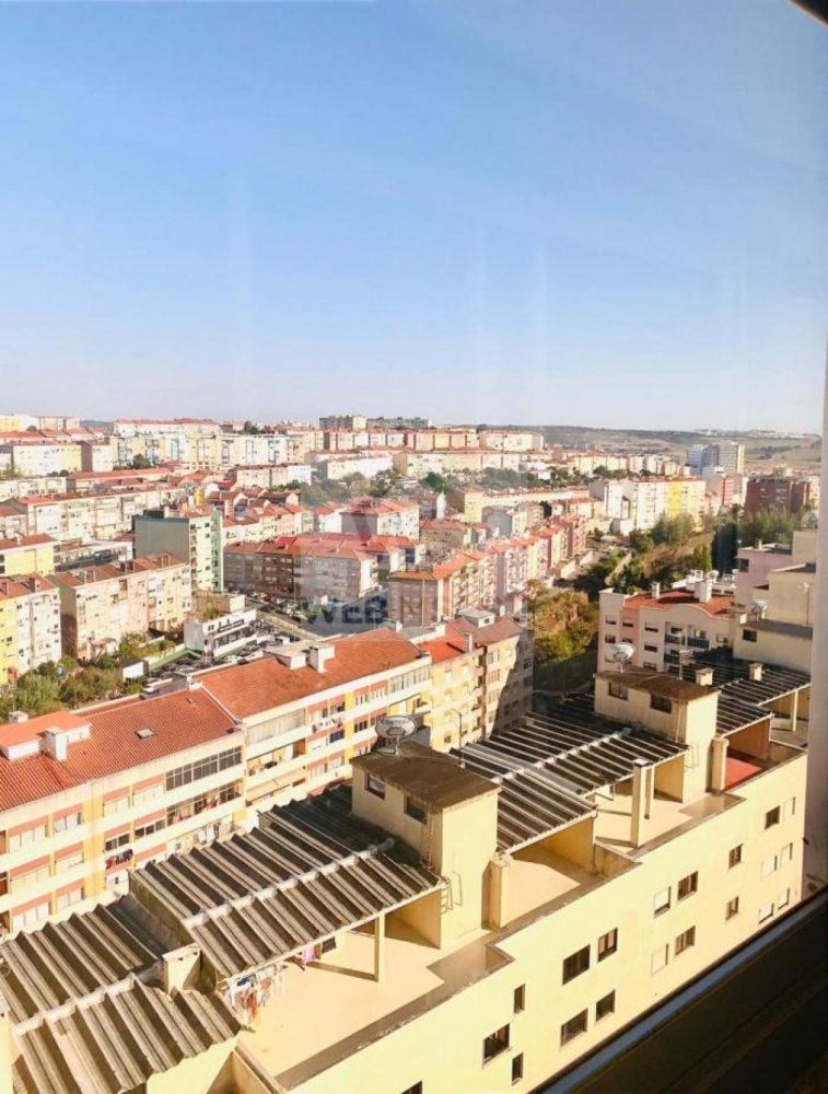 Квартира с 3 спальнями в Синтра, Португалия № 4429