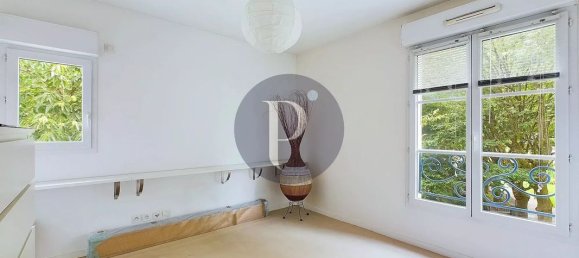 2 Schlafzimmer Wohnung in Le Plessis-Robinson, France, Nr. 178945 8