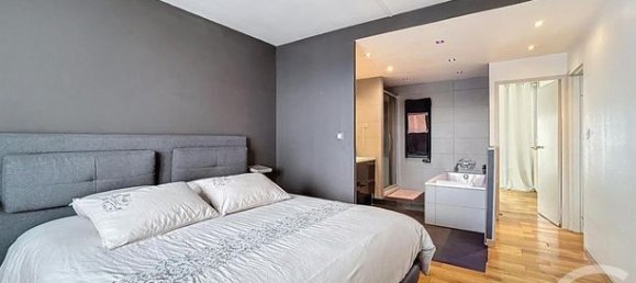 Квартира с 3 спальнями в Реймс, Франция № 314447 11