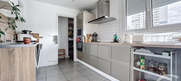 Квартира с 3 спальнями в Реймс, Франция № 314447 6