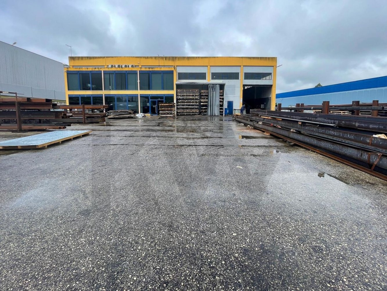  مستودع في Torres Vedras, Portugal 2200متر مربع رقم 203356