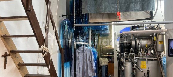 2-Zimmer Gewerbliche Immobilie in Milan, Italy, Nr. 314899 12