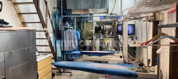 2-Zimmer Gewerbliche Immobilie in Milan, Italy, Nr. 314899 10