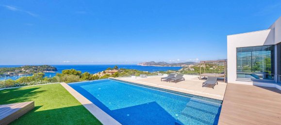5 bedrooms Villa in Santa Ponsa, Spain No. 973 8