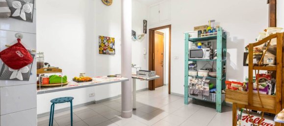 2 bedrooms Apartment in Rome, Italy No. 46240 12