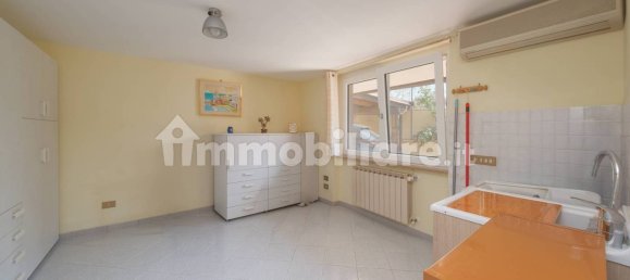 3 غرف نوم منزل في Rome, Italy رقم 111598 10