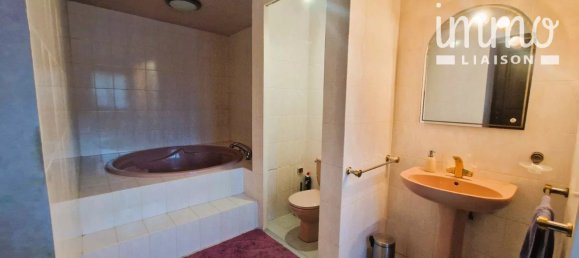 Замки и поместья с 5 спальнями в Тюллен, Франция № 330975 15