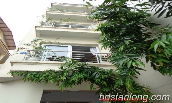 3 bedrooms House in Tay Ho, Vietnam No. 7076