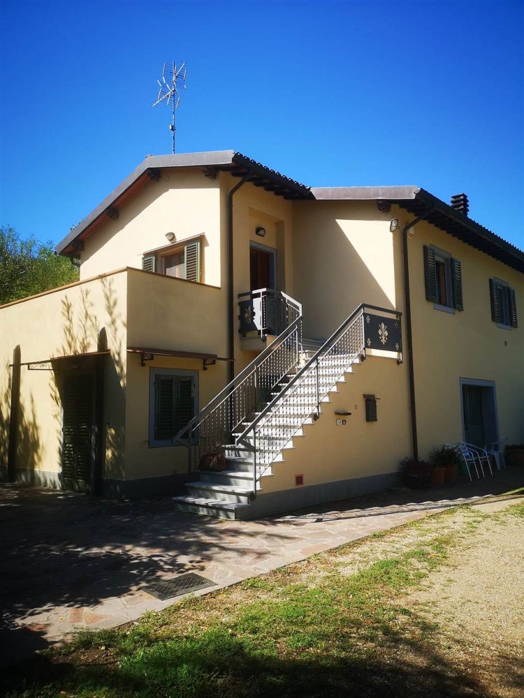 5 غرف نوم منزل في San Giovanni Valdarno, Italy رقم 363918