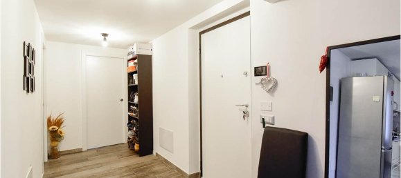 1 Schlafzimmer Wohnung in Seregno, Italy, Nr. 320573 2