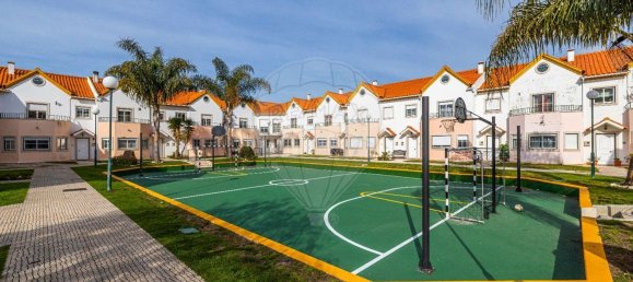 4 bedrooms House in Leiria, Portugal No. 17683 29