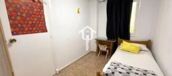 Apartamento de 3 dormitorios en Alicante, Spain No. 136067 18