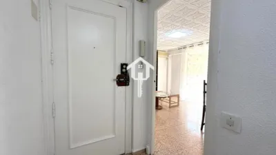 Apartamento de 3 dormitorios en Alicante, Spain No. 136067