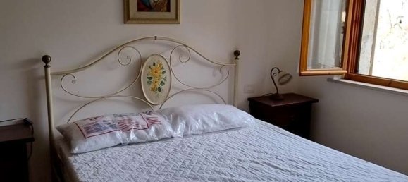 4 rooms Apartment in Preci, Italy No. 38289 16