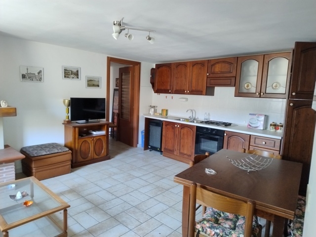4 rooms Apartment in Preci, Italy No. 38289