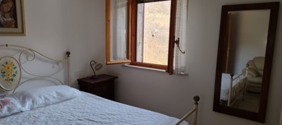 4 rooms Apartment in Preci, Italy No. 38289 7