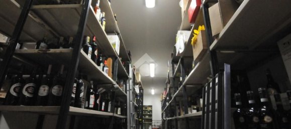  عقار تجاري في Bologna, Italy 291متر مربع رقم 4648 5