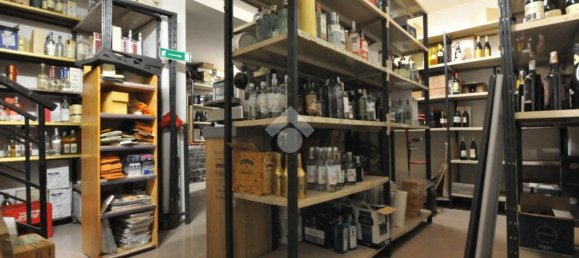  عقار تجاري في Bologna, Italy 291متر مربع رقم 4648 7