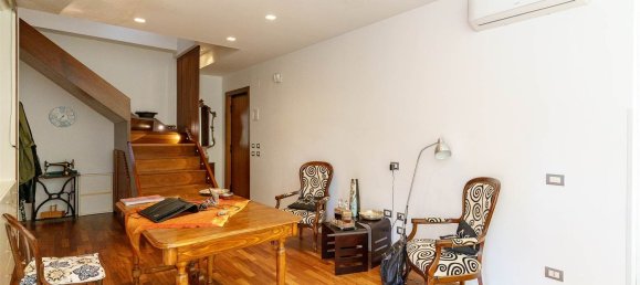 8 rooms Apartment in Tremestieri Etneo, Italy No. 293272 7