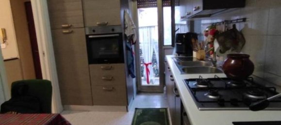 Квартира с 3 комнатами в Неаполь, Италия № 40090 8