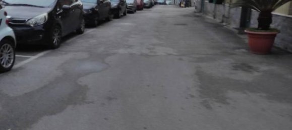 Квартира с 3 комнатами в Неаполь, Италия № 40090 30