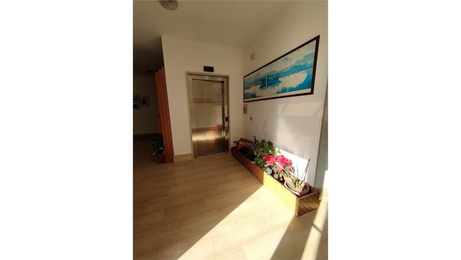 5 rooms Apartment in Lecce, Italy No. 199283