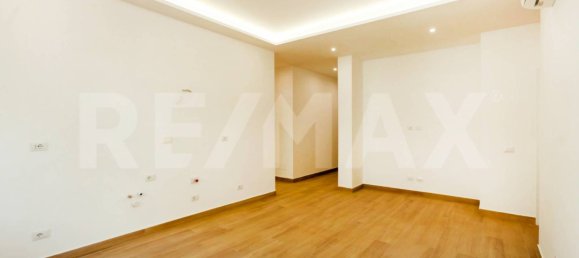 2 bedrooms Apartment in Rome, Italy No. 7533 6