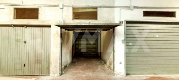 2 bedrooms Apartment in Rome, Italy No. 7533 19