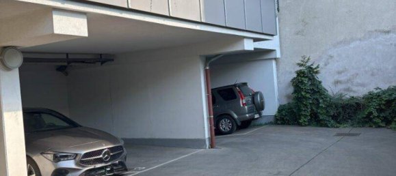  Parking in Hernals, Austria No. 232641 3