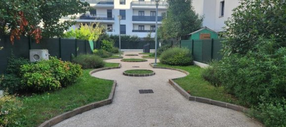 1 bedroom Apartment in Drancy, France No. 177892 2