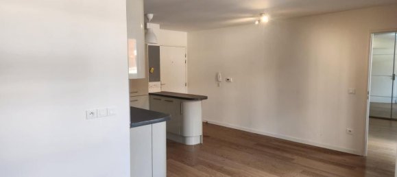 1 bedroom Apartment in Drancy, France No. 177892 8