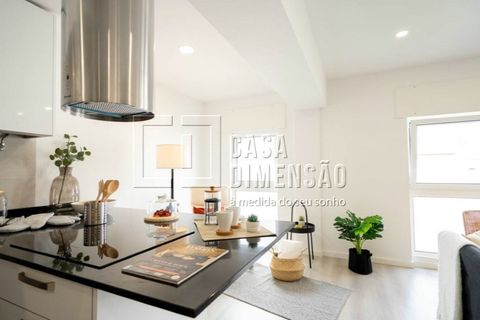 3 bedrooms Apartment in Lisbon, Portugal No. 233282