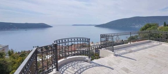 430m² Commercial property in Herceg Novi, Montenegro No. 76 2