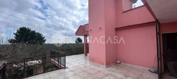 5 rooms Villa in Bitonto, Italy No. 27150 21