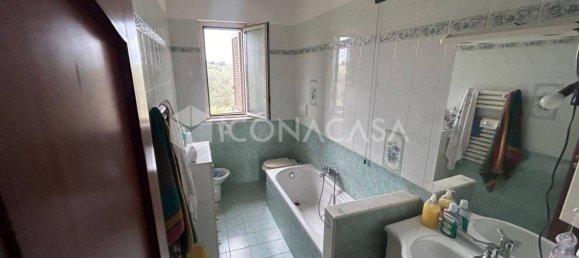 5 rooms Villa in Bitonto, Italy No. 27150 19