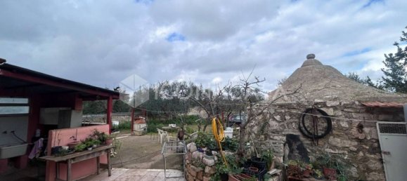 5 rooms Villa in Bitonto, Italy No. 27150 3