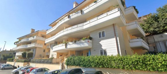 Квартира с 1 спальней в Рим, Италия № 194410 11