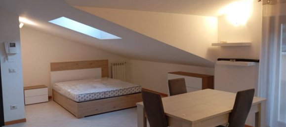 Квартира с 1 спальней в Рим, Италия № 194410 2